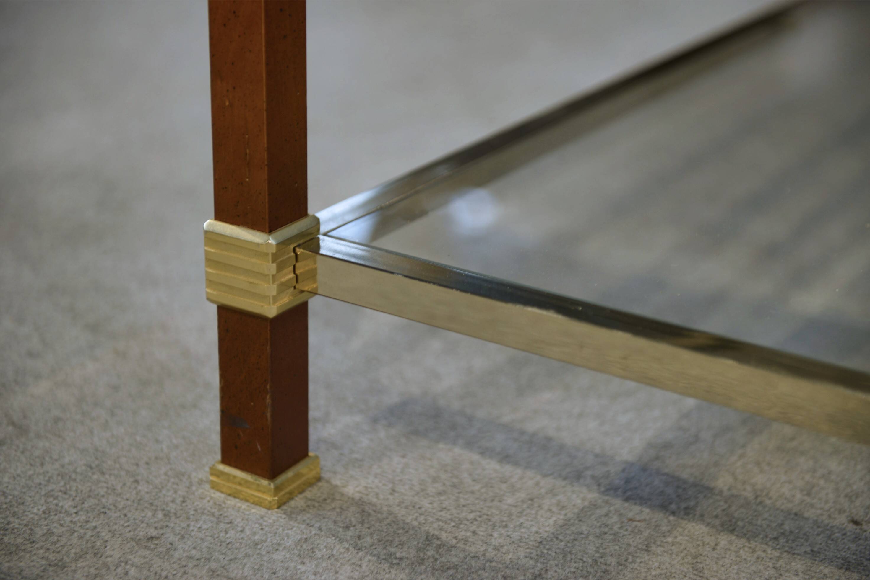 Table basse dans le goût de Pierre Vandel 1970’s