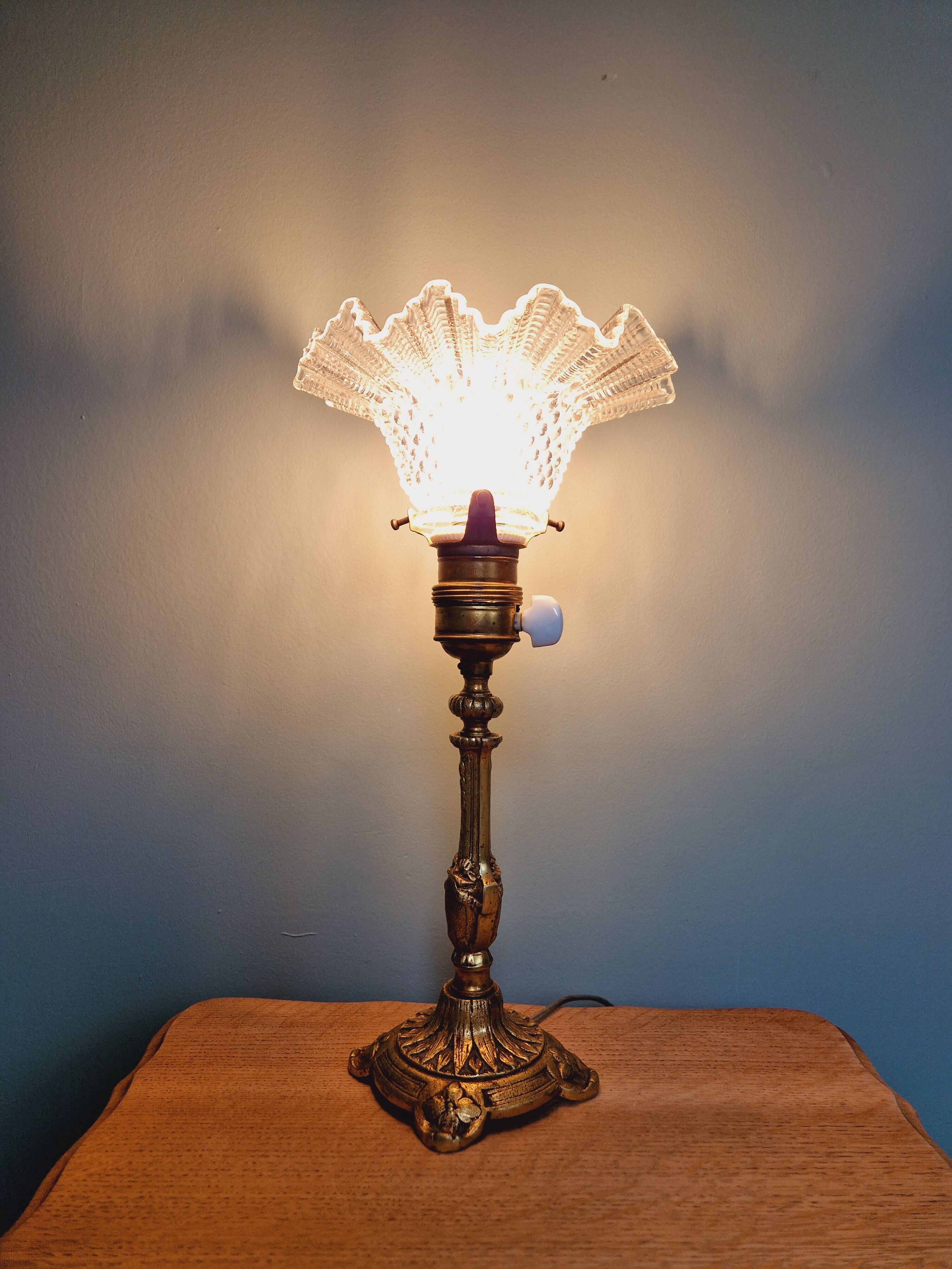 Table lamp in gilded bronze, late 19th / early 20th