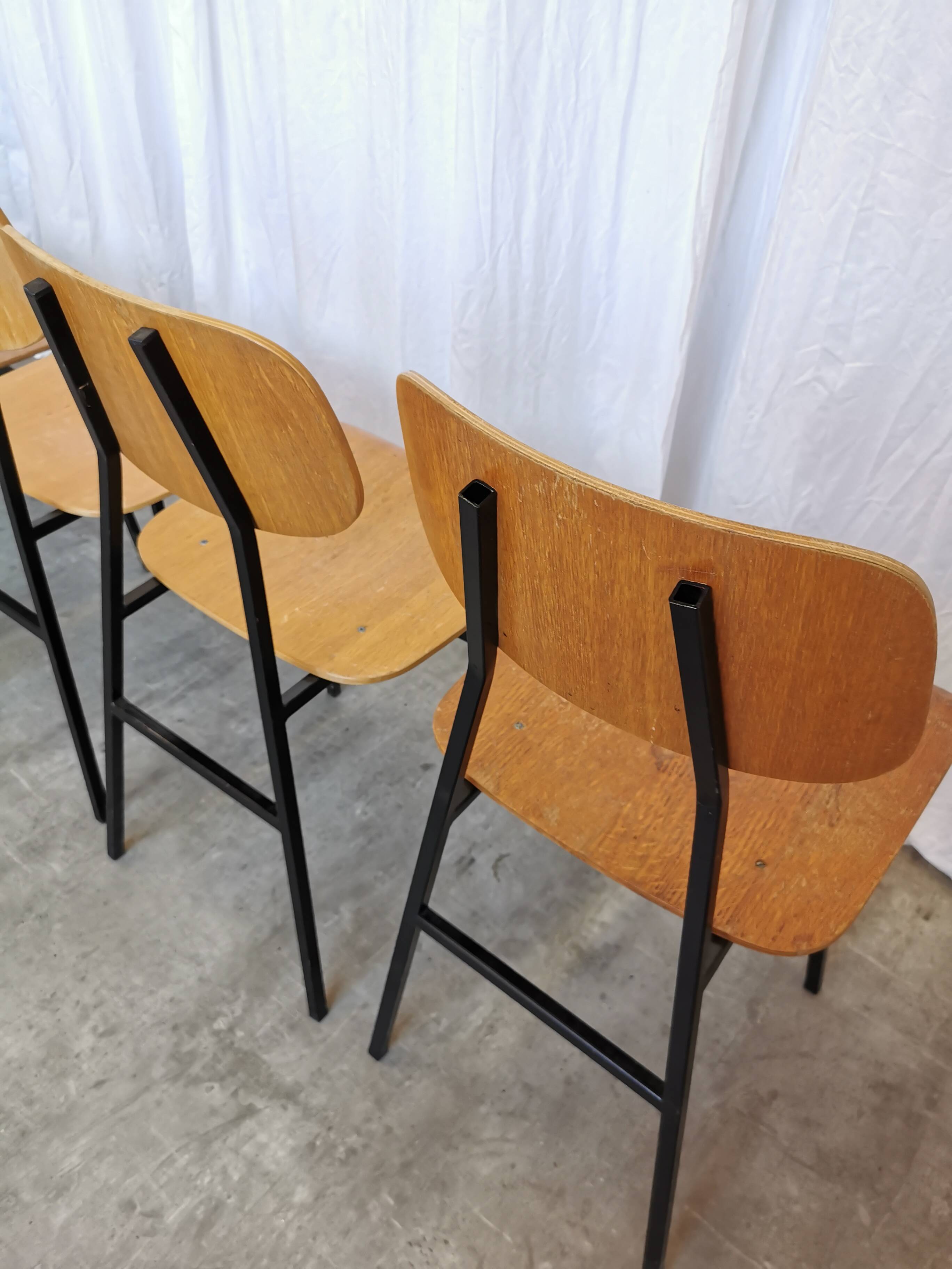 Set of 7 vintage school chairs by stol kamnik / 1970s yugoslavia / mid-cent
