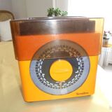 Vintage teraillon scale orange