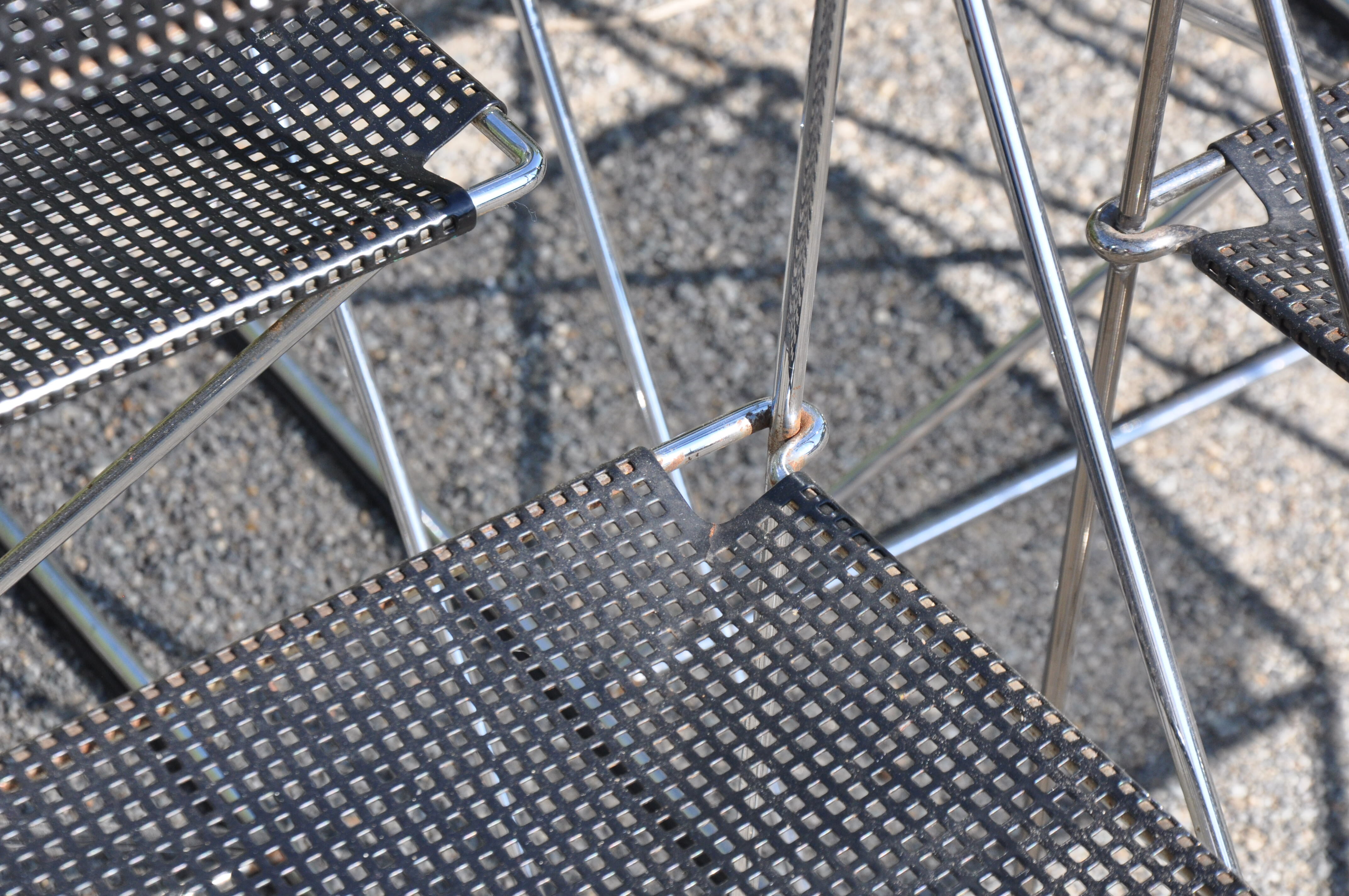 Nuova x line omli chairs by Niels Jørgen Haugesen