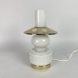 Lampe de table en verre opale et laiton plaqué, milieu du siècle, années 1960