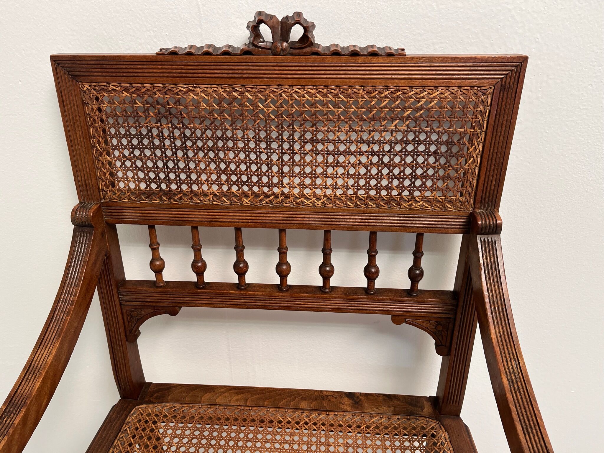 Paire de fauteuils cannés - Époque Louis XVI