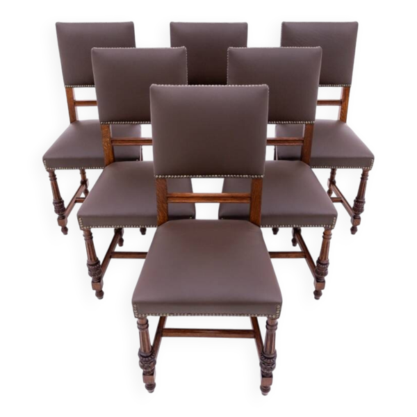 Ensemble de 6 chaises, France, vers 1880. Après restauration.