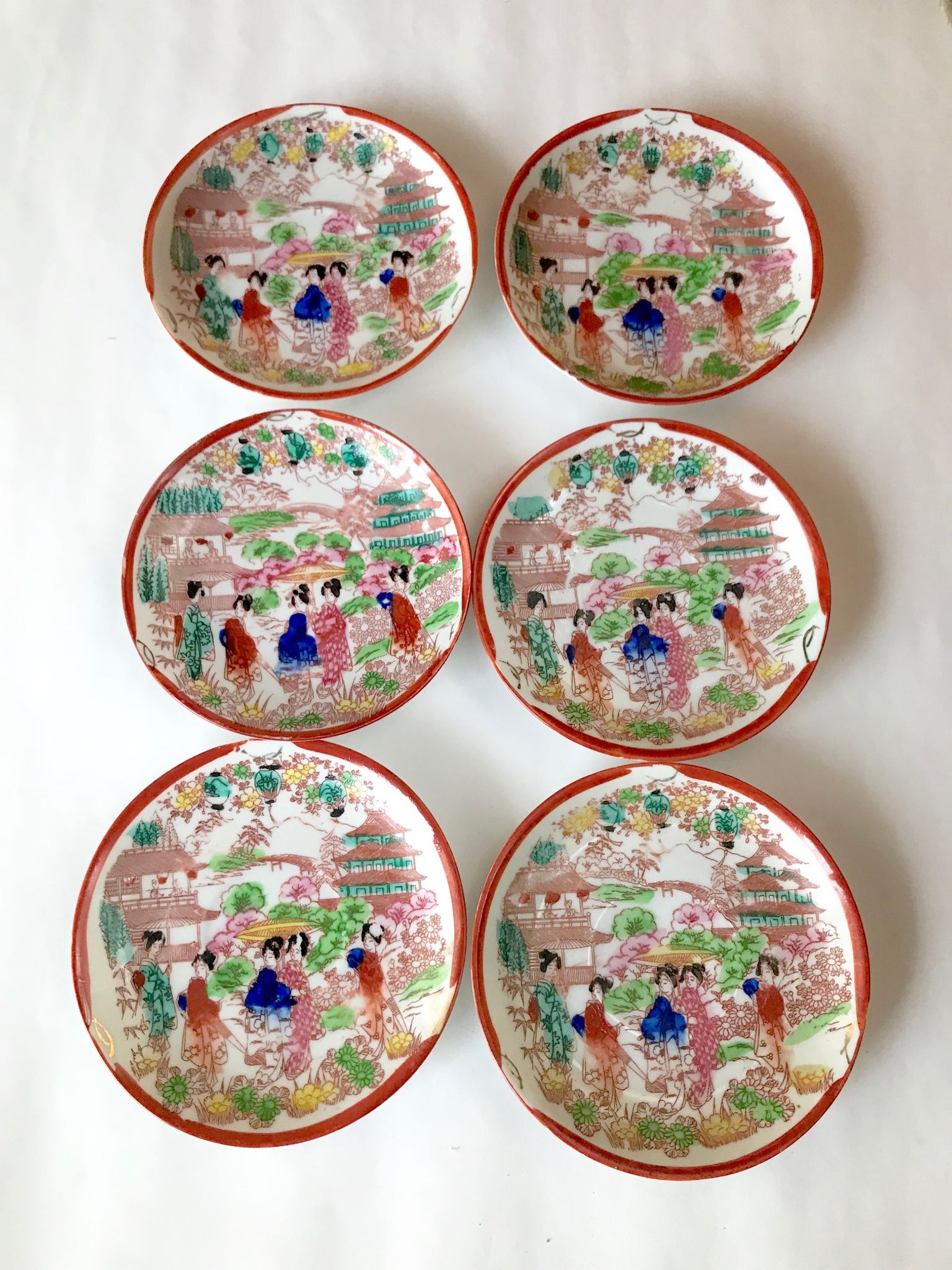 Japanese porcelain tea service at the end of the 19th century