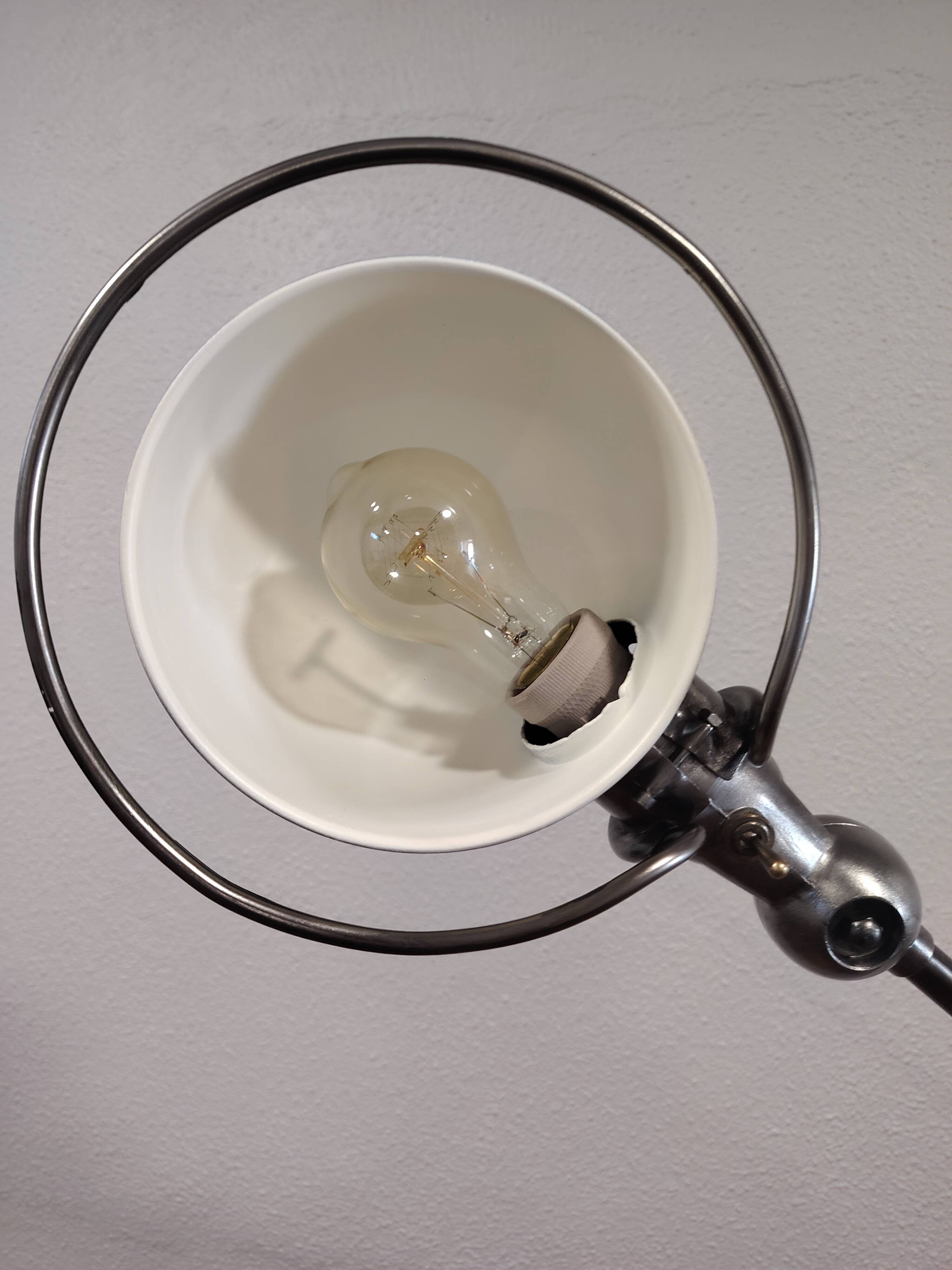 Very beautiful Jielde industrial lamp.