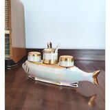 Ensemble de condiments vintage en forme de poisson