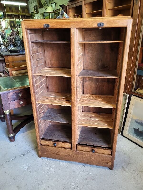 Double curtain binder in oak 1950