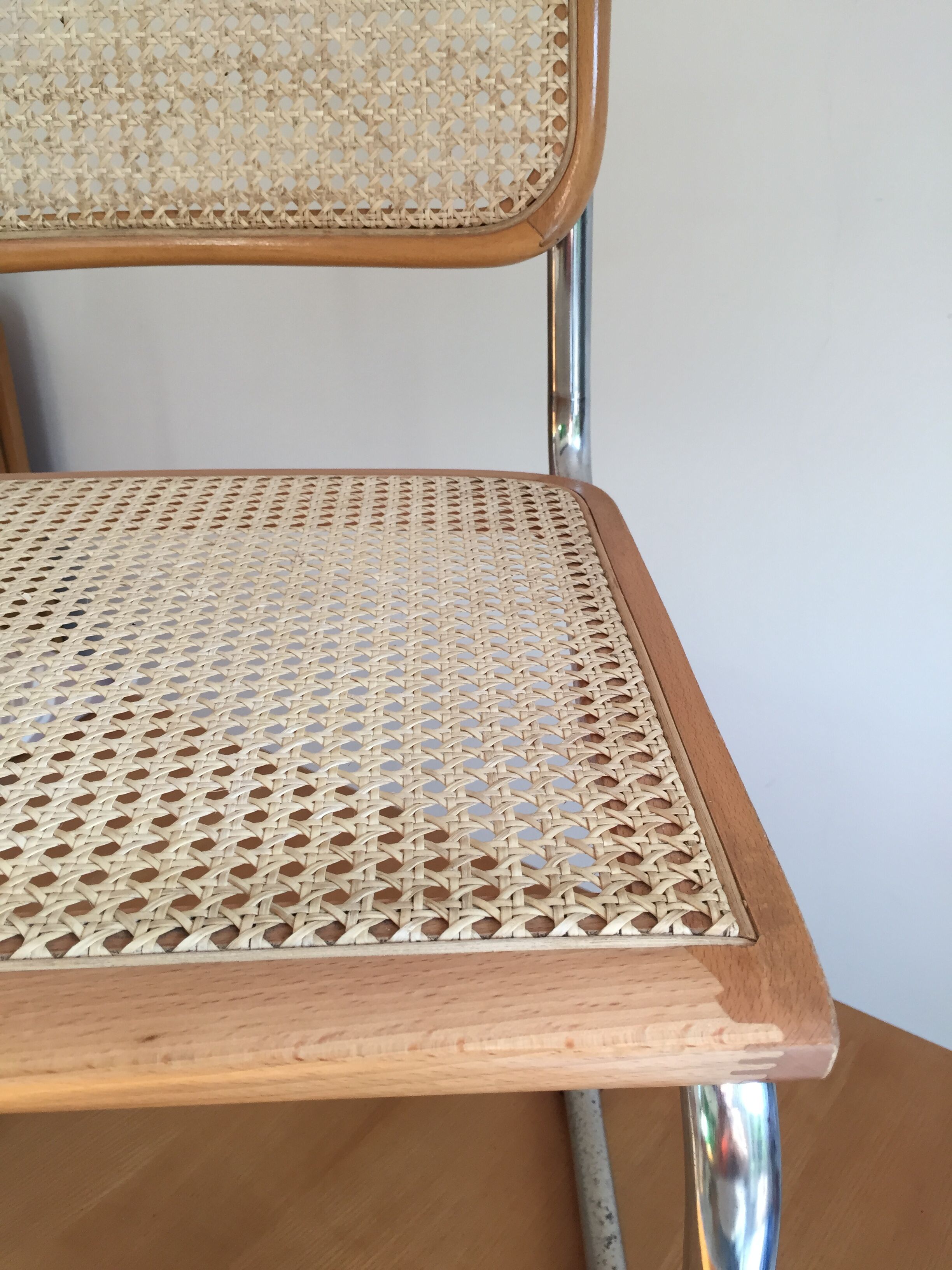 Chaise B32 bois et cannage Marcel Breuer vintage