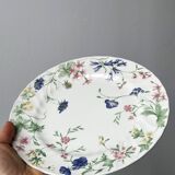 Porcelain serving plate.