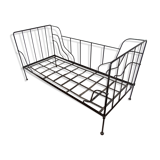 Foldable wrought iron bed