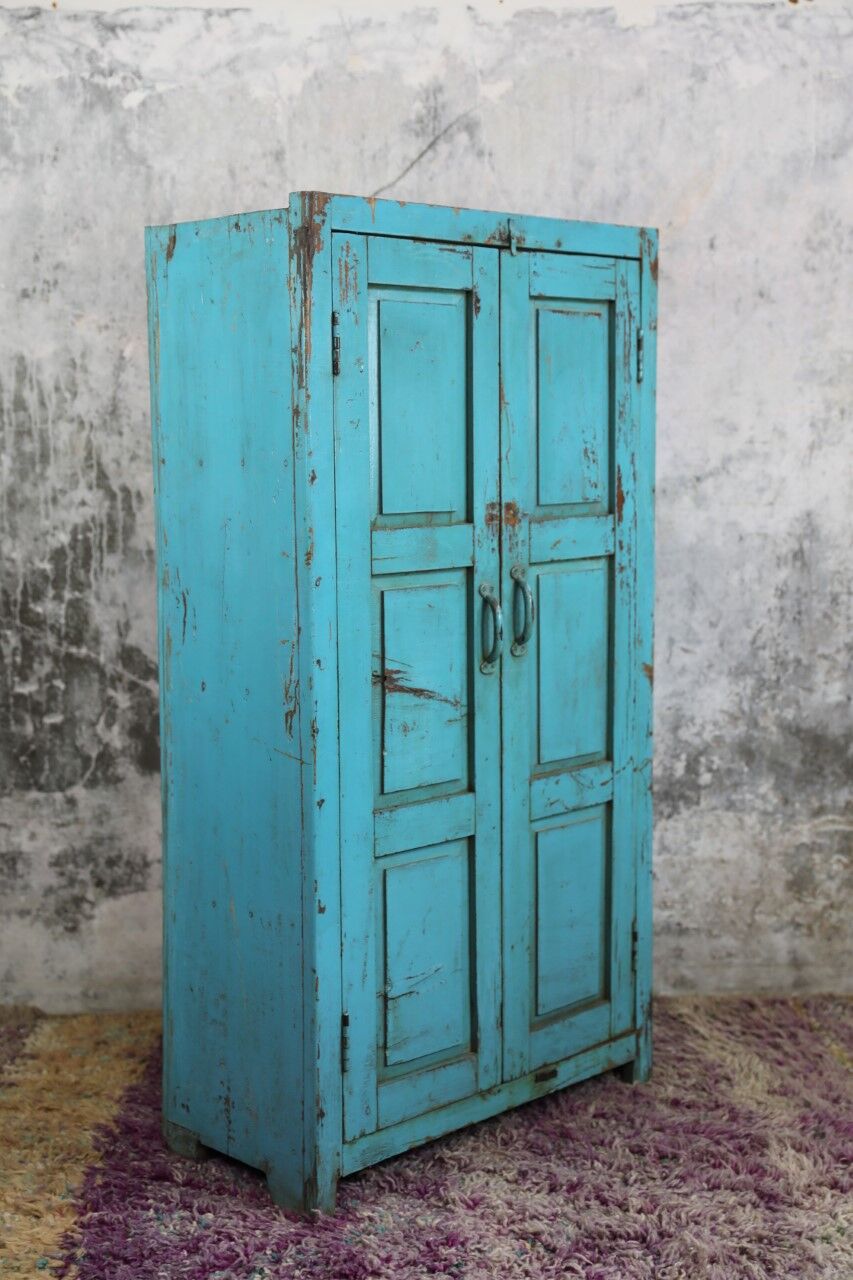 Indian cabinet 2 doors