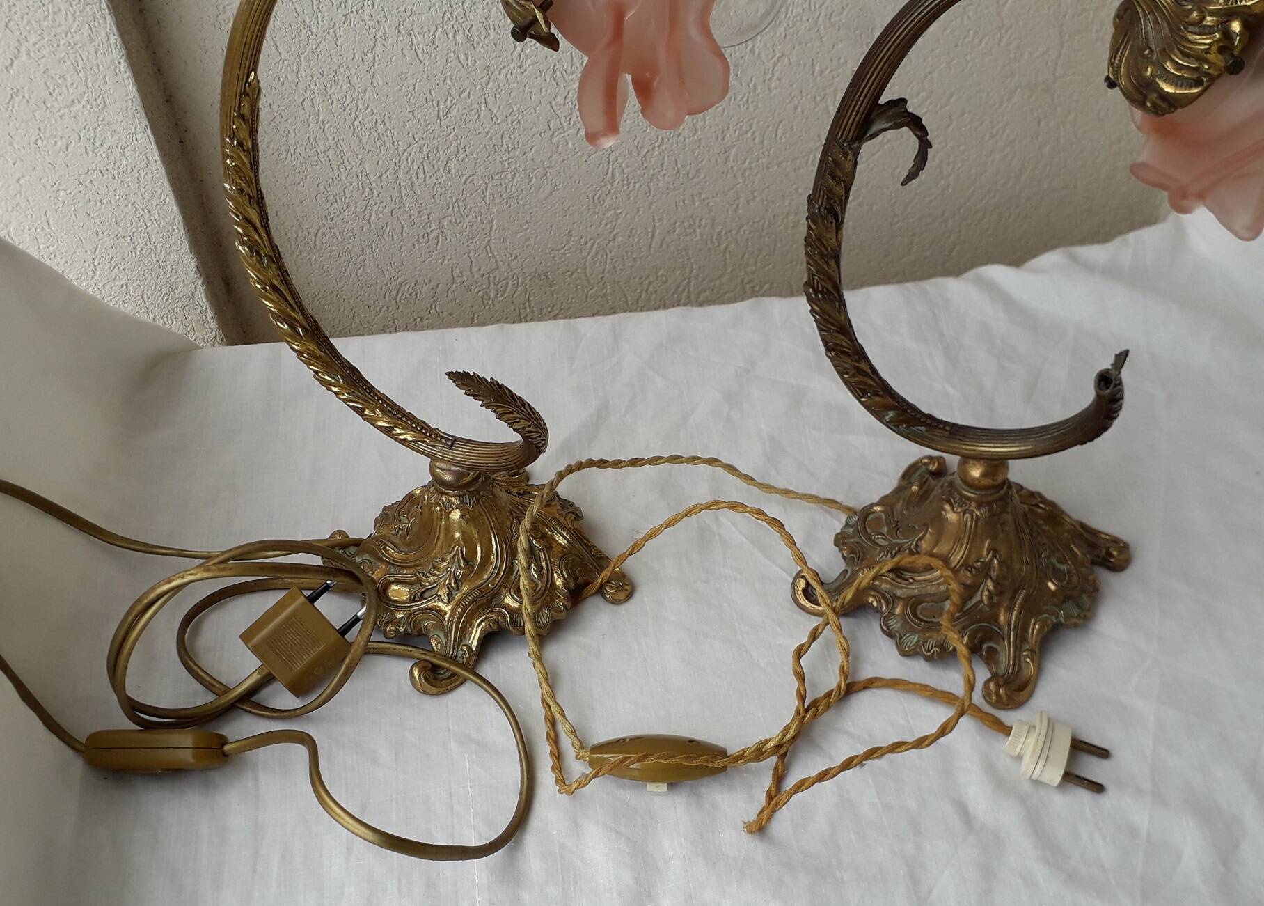 2 lampes en bronze et verre