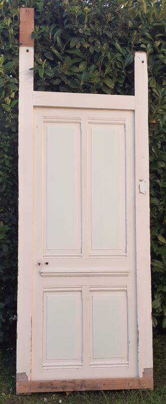 81.2x212 door and old molded paneled communication frame