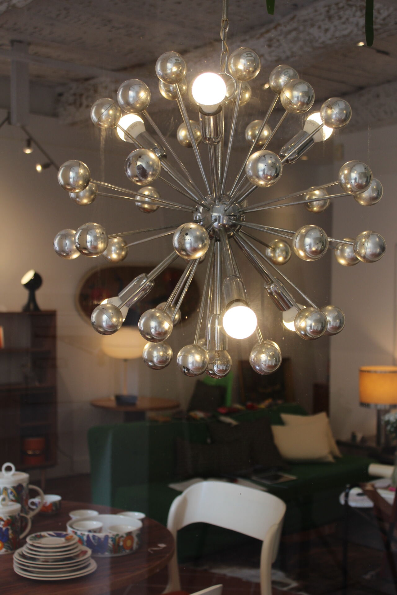 Chandelier sputnik 1970