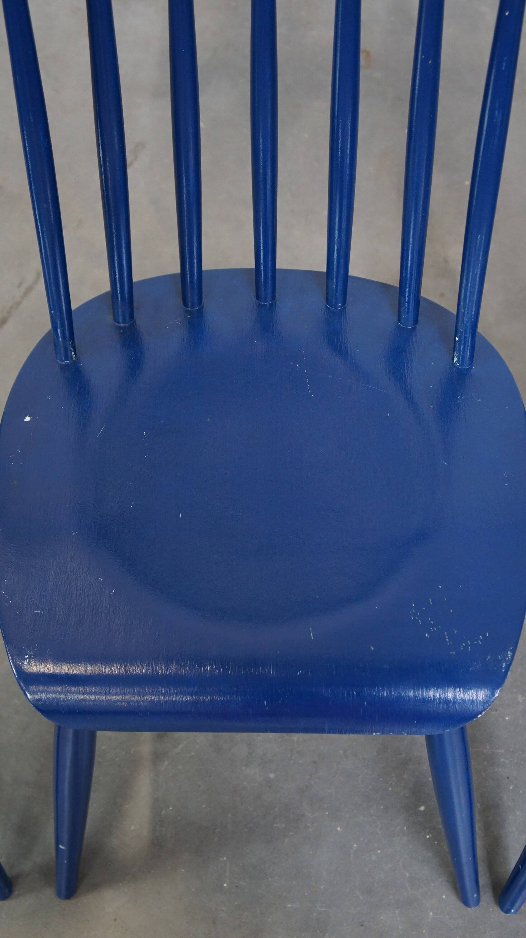 Set of 3 beautiful vintage 1960s blue wooden dining chairs/spindle chairs