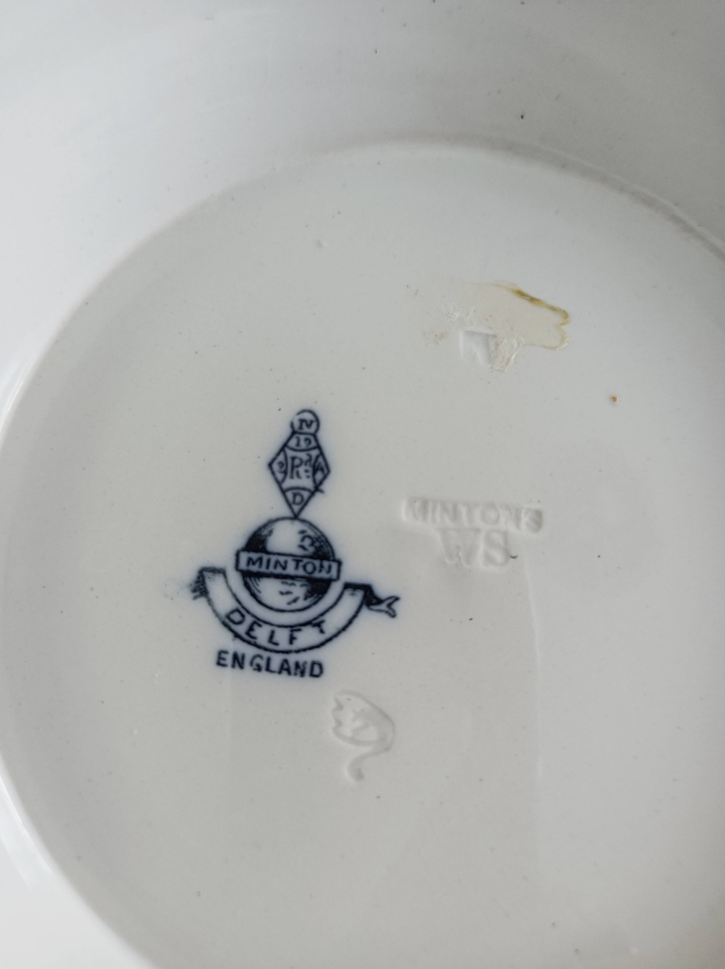 Minton Delft mounted plate