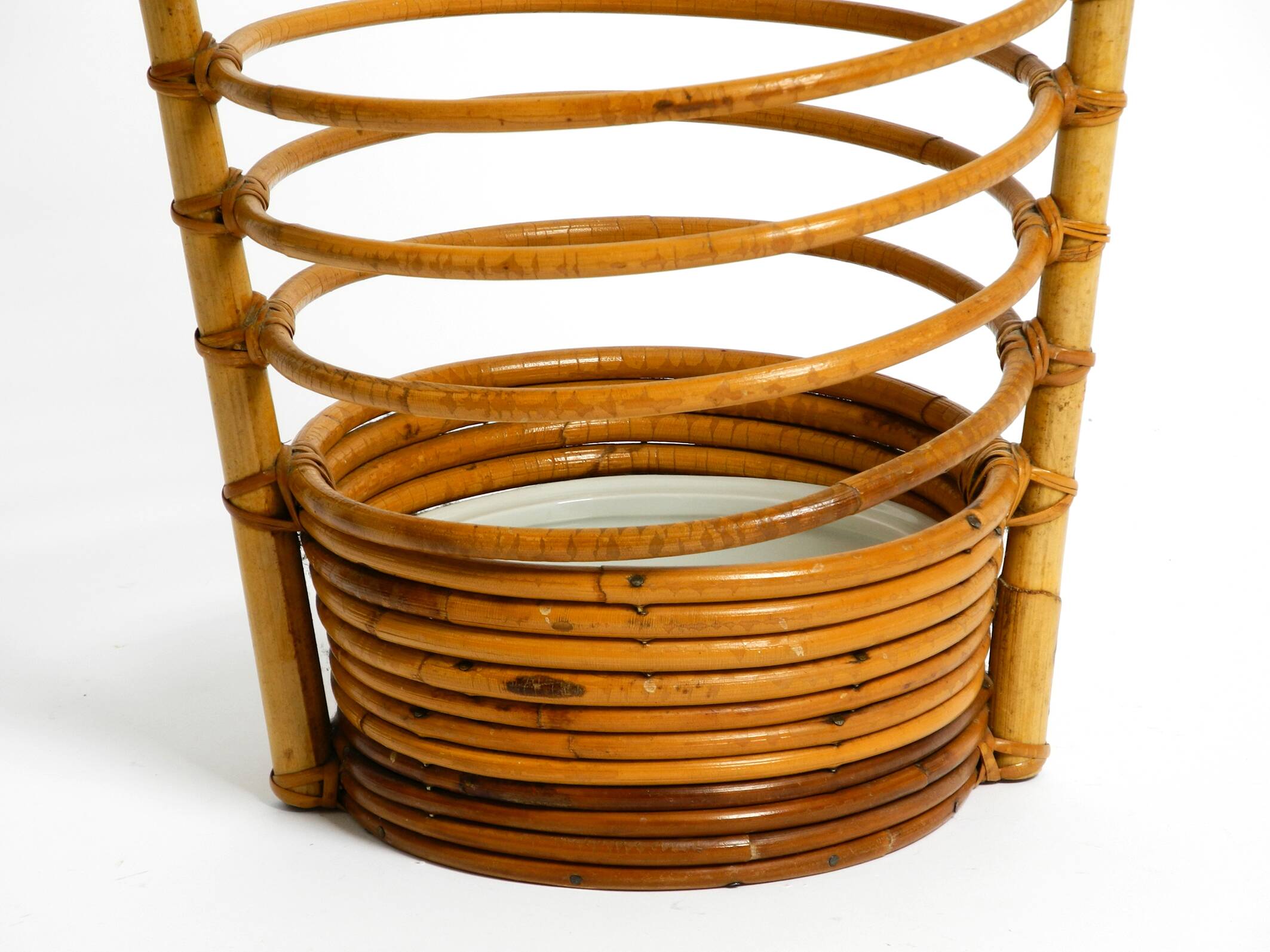 Beautiful rare Italian Mid Century modern bamboo umbrella stand in helix de