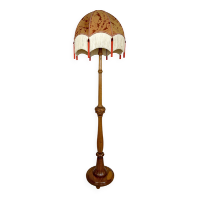 Important lampadaire Art Deco en chêne sculpté, France, vers 1920