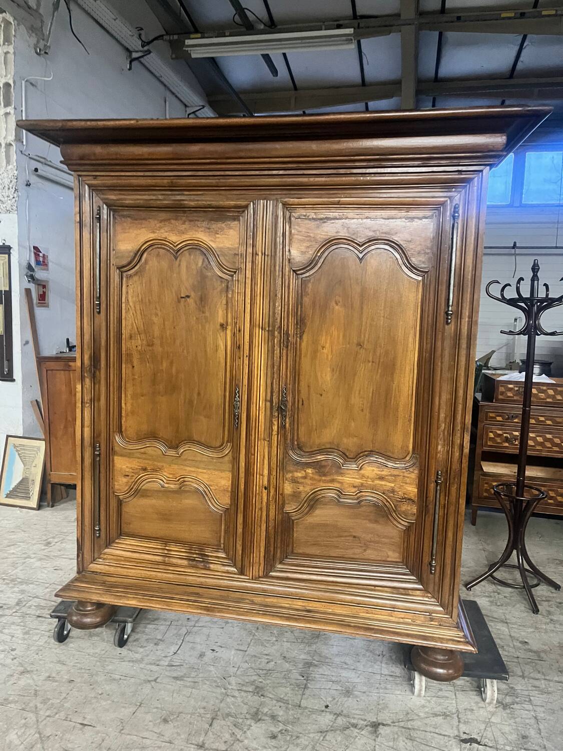 Louis XIV wardrobe 18th century