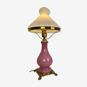 Lampe de table avec cadre en verre opalin rose Funen’s glassworks, années 1930