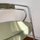 Chaise tubulaire velours côtelé