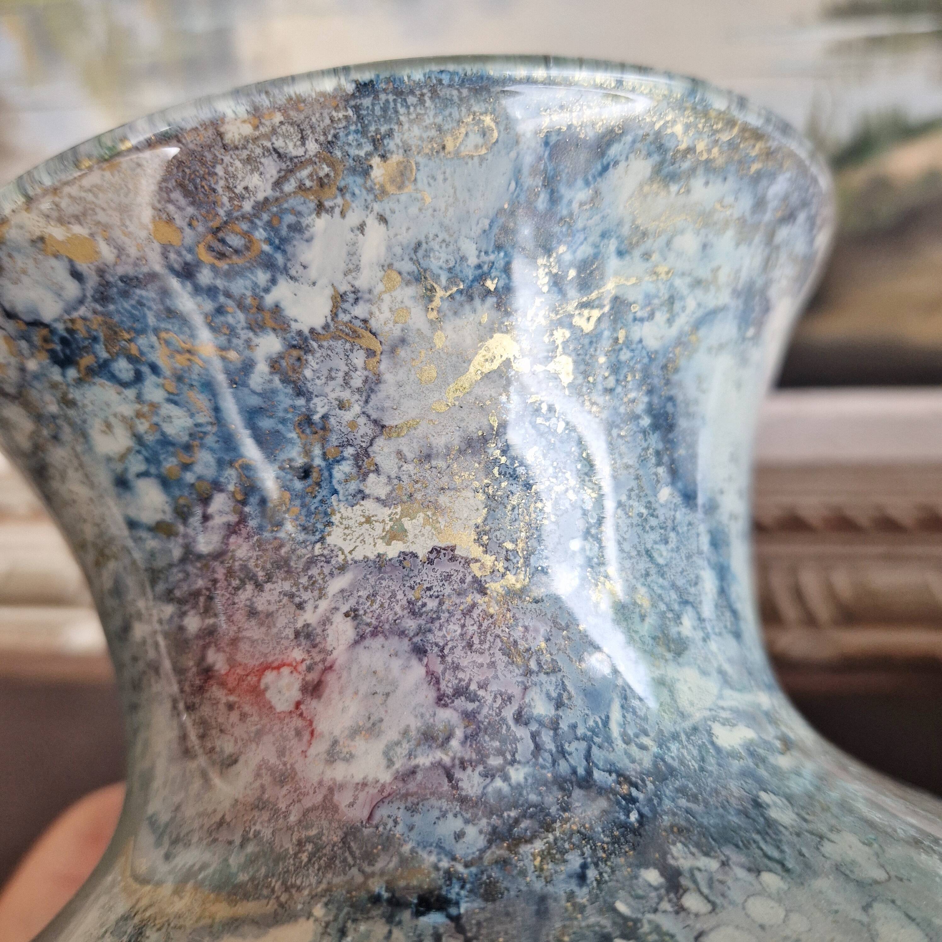 Laque line vase in églomisé glass, unique piece, handmade in france