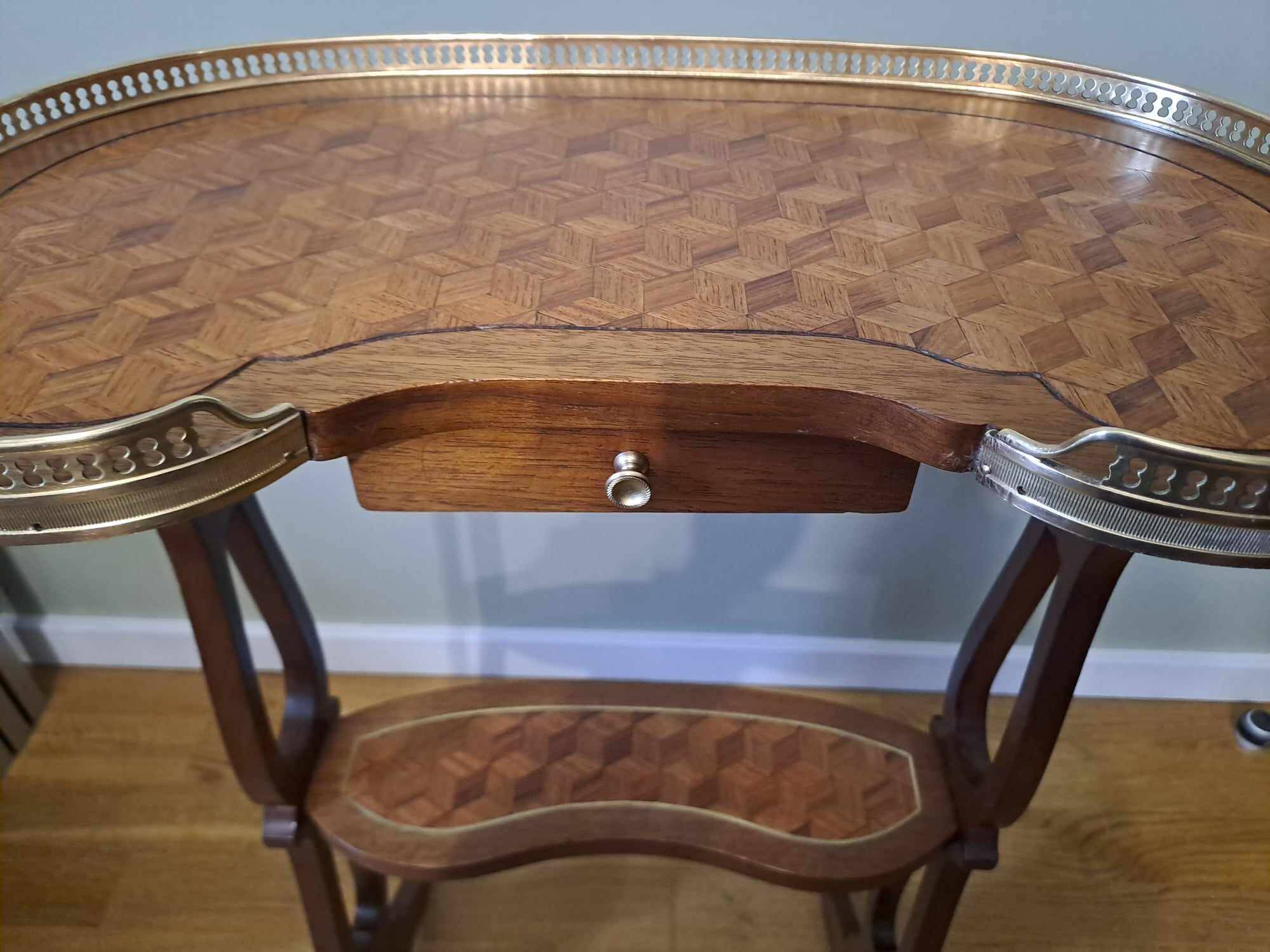 Side table or small table in marquetry