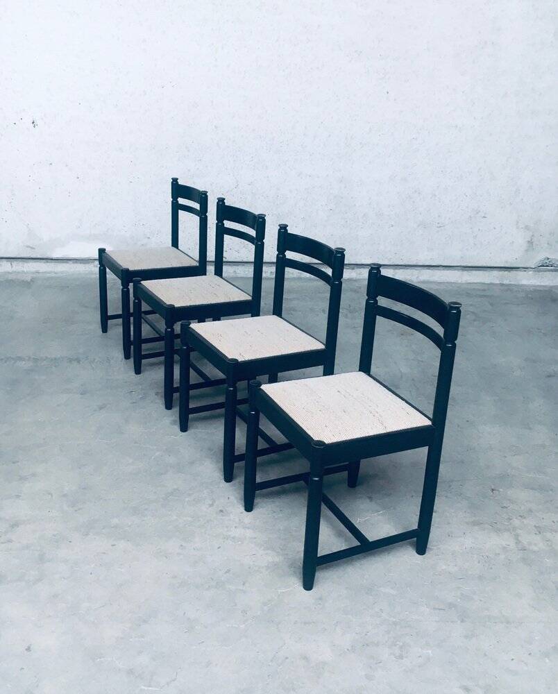 Italian design dining chair from the 1960s, set of 4.