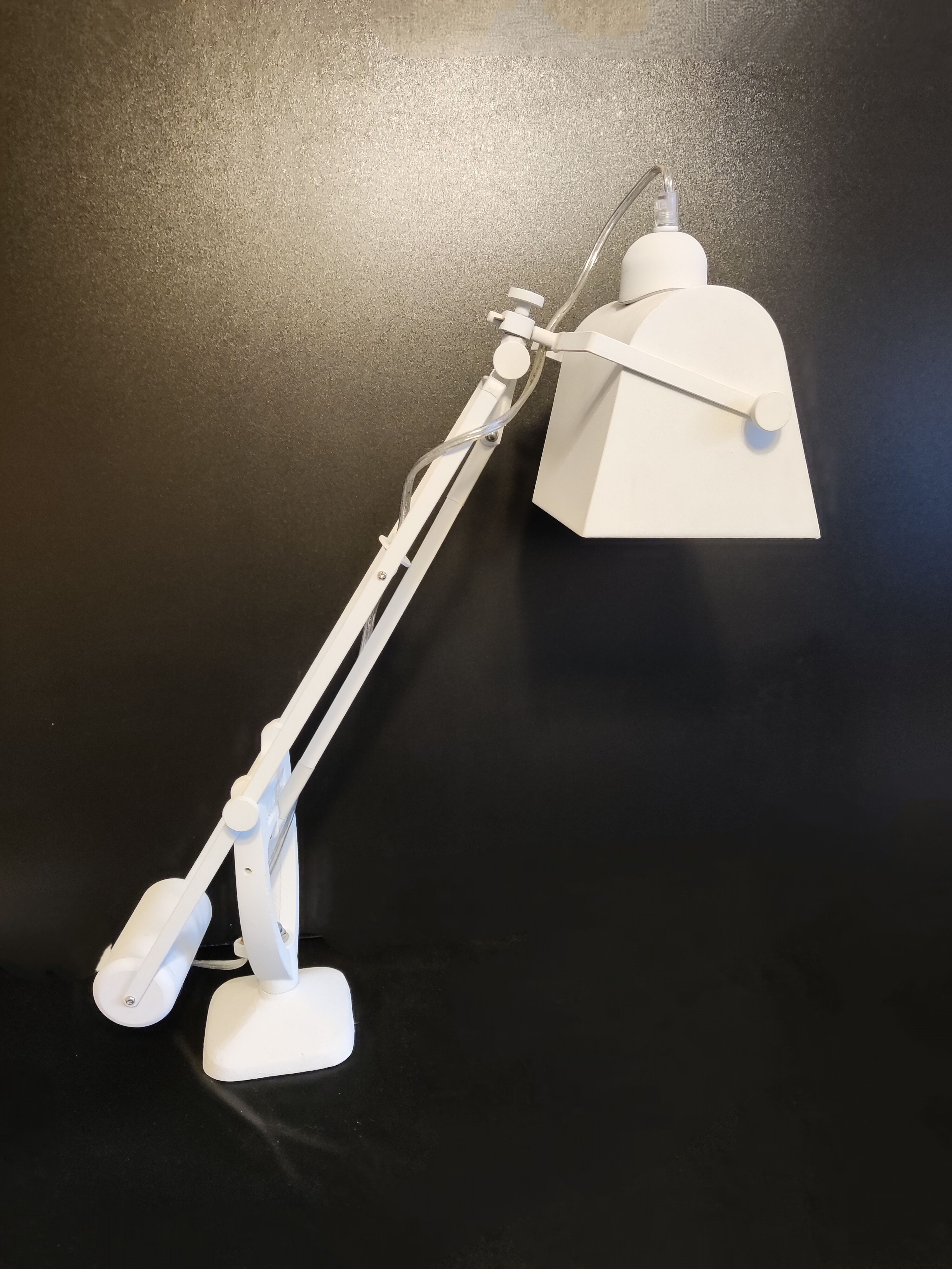 Muno industrial lamp