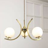 Lustre mid-century en laiton et opaline, italie