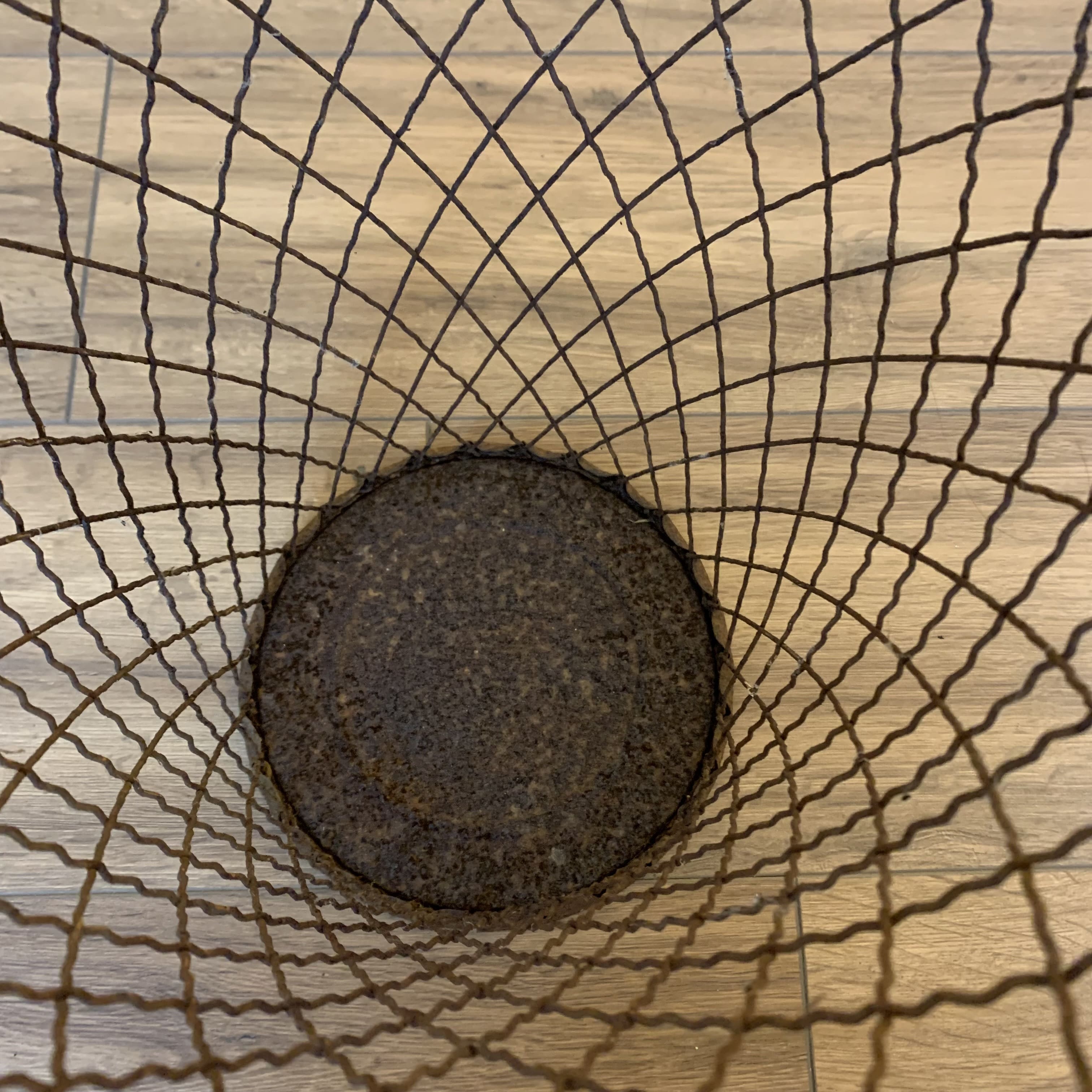 Old vintage paper basket "Grillondu"
