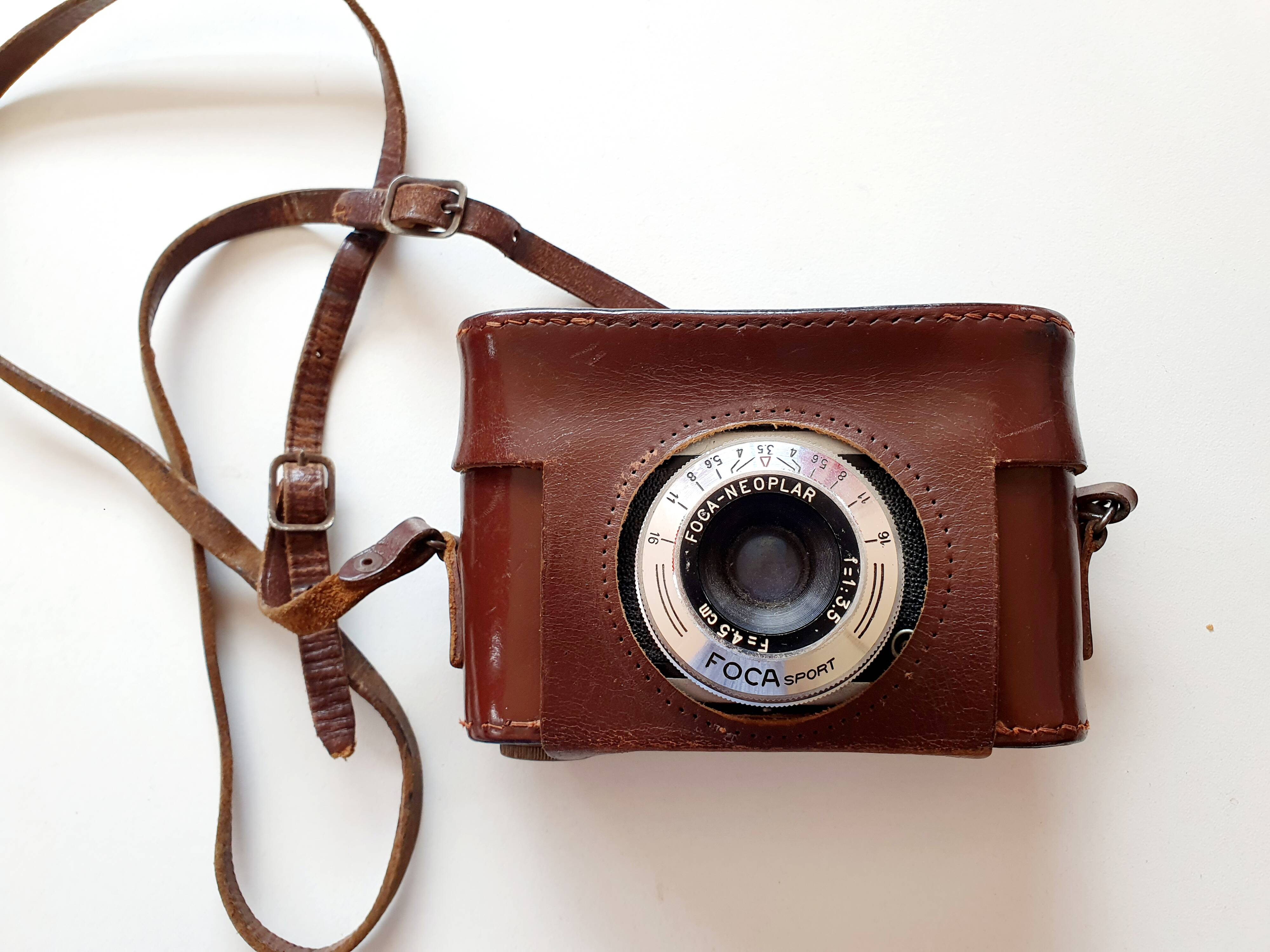 24-36 Foca Sport film camera