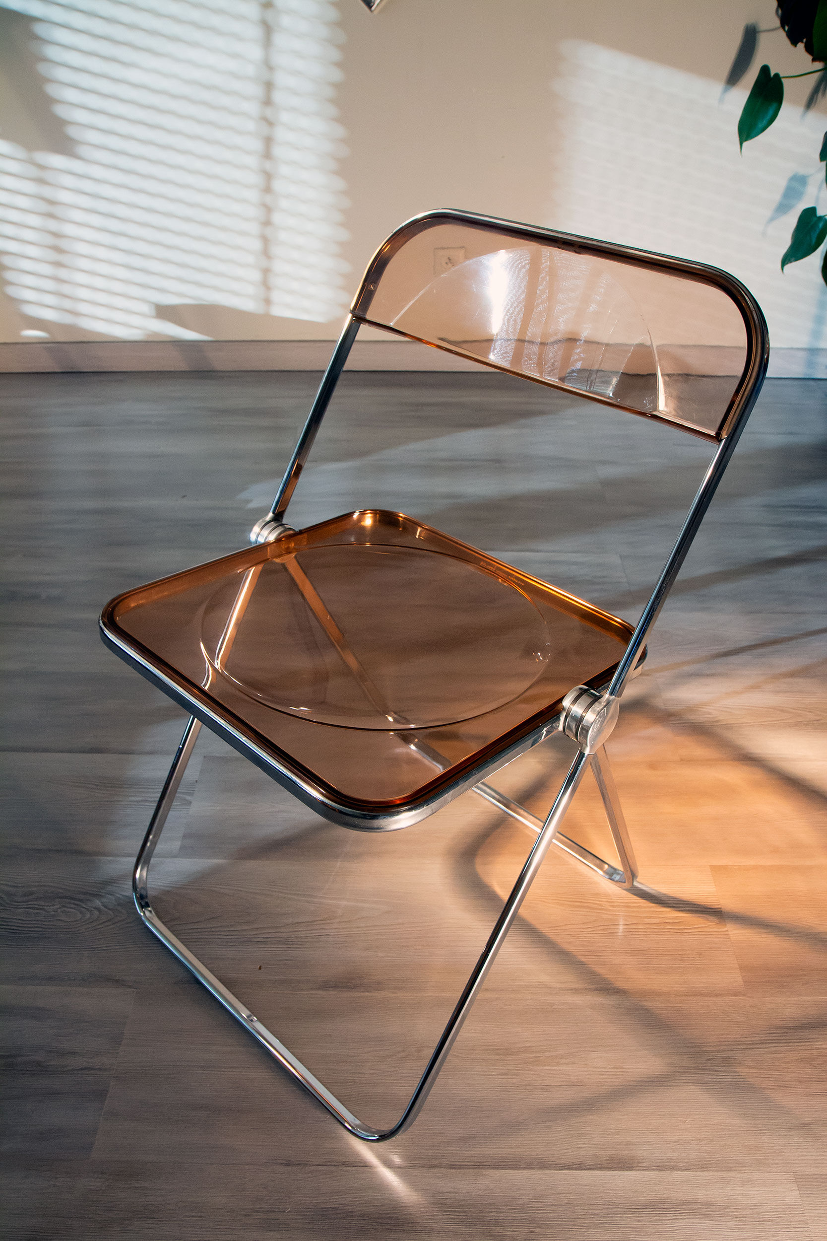 Plia chair by Giancarlo Piretti edited by A.Castelli