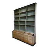 Store furniture