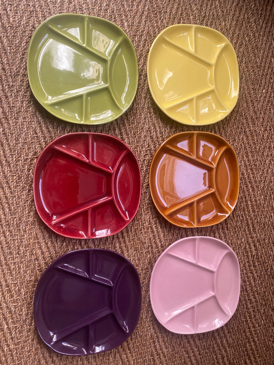 Longchamp fondue plates
