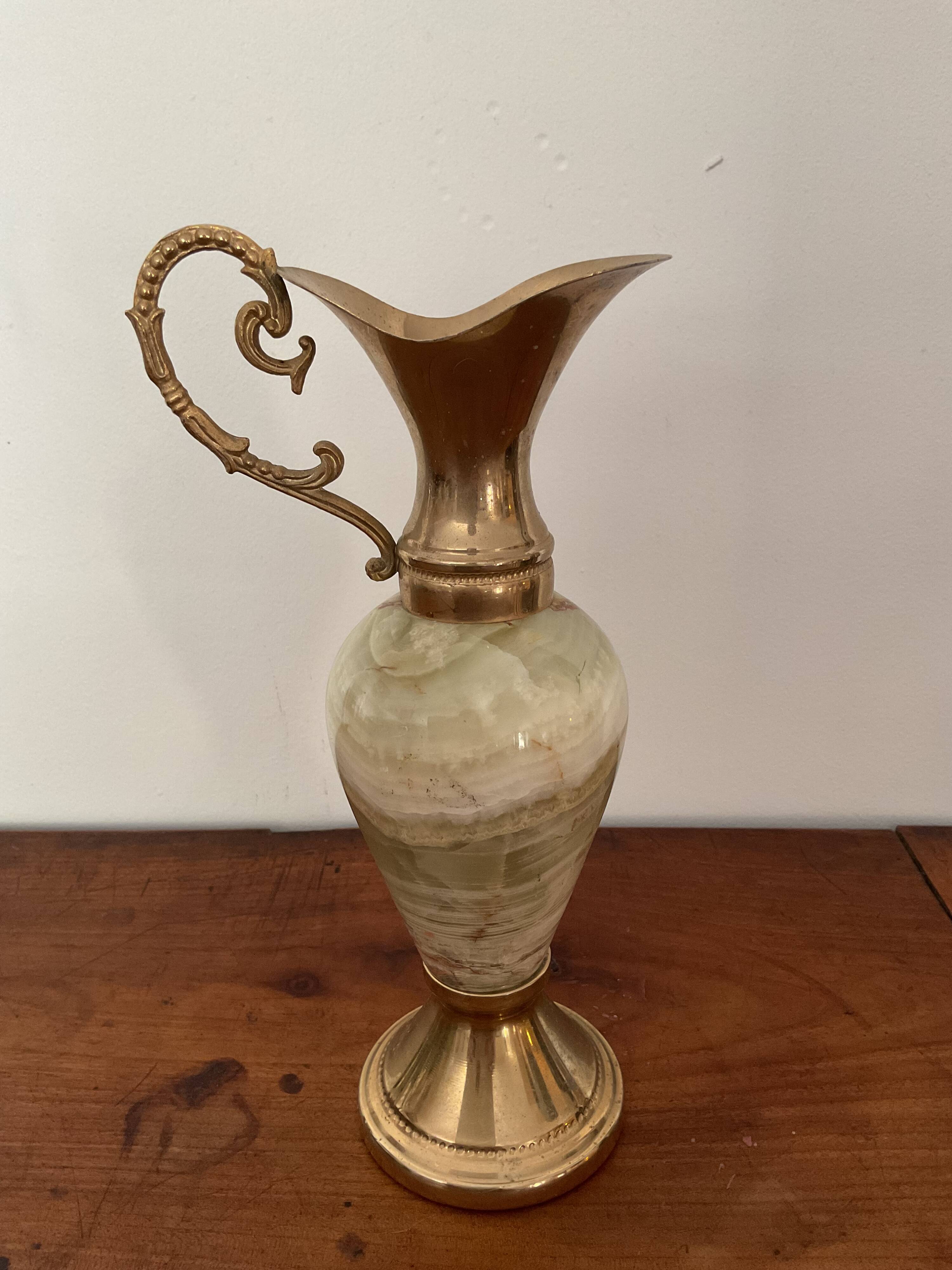 Aiguière vintage