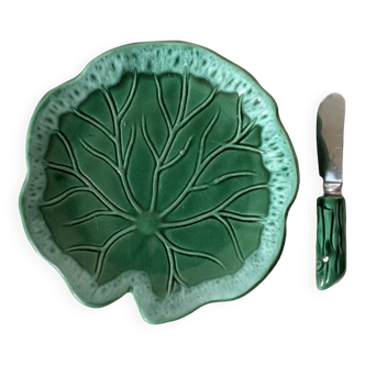 Butter dish and knife in water lily leaf slip