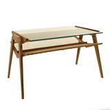 Oak table with webbing