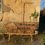 Baby cot/rattan bed