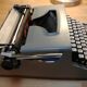 Typewriter Remington Travelriter Deluxe