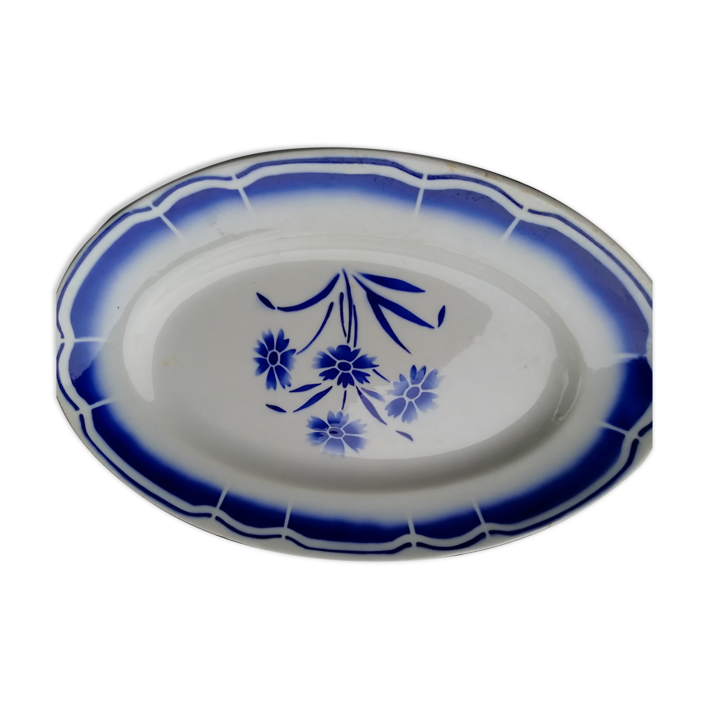 Oval dish with blue carnations