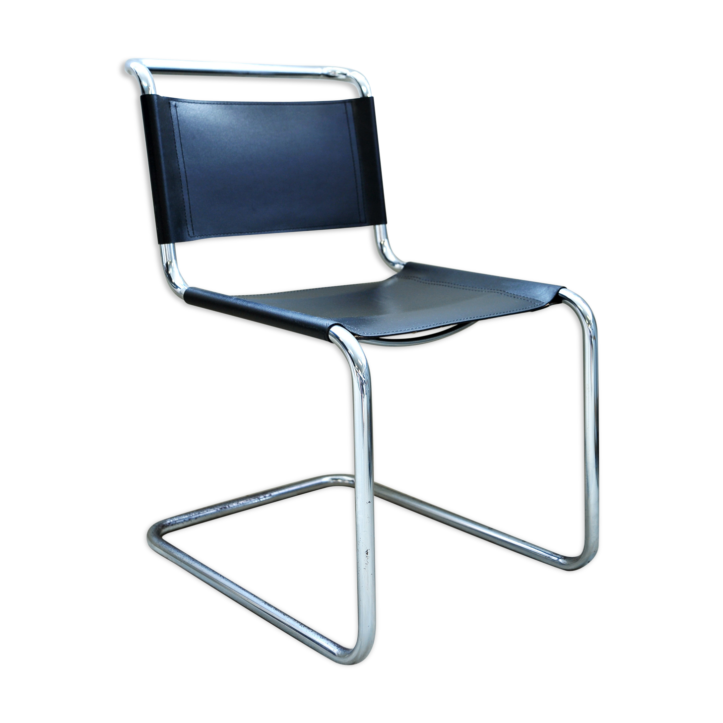 Cantilever chair S33 of Mart Stam