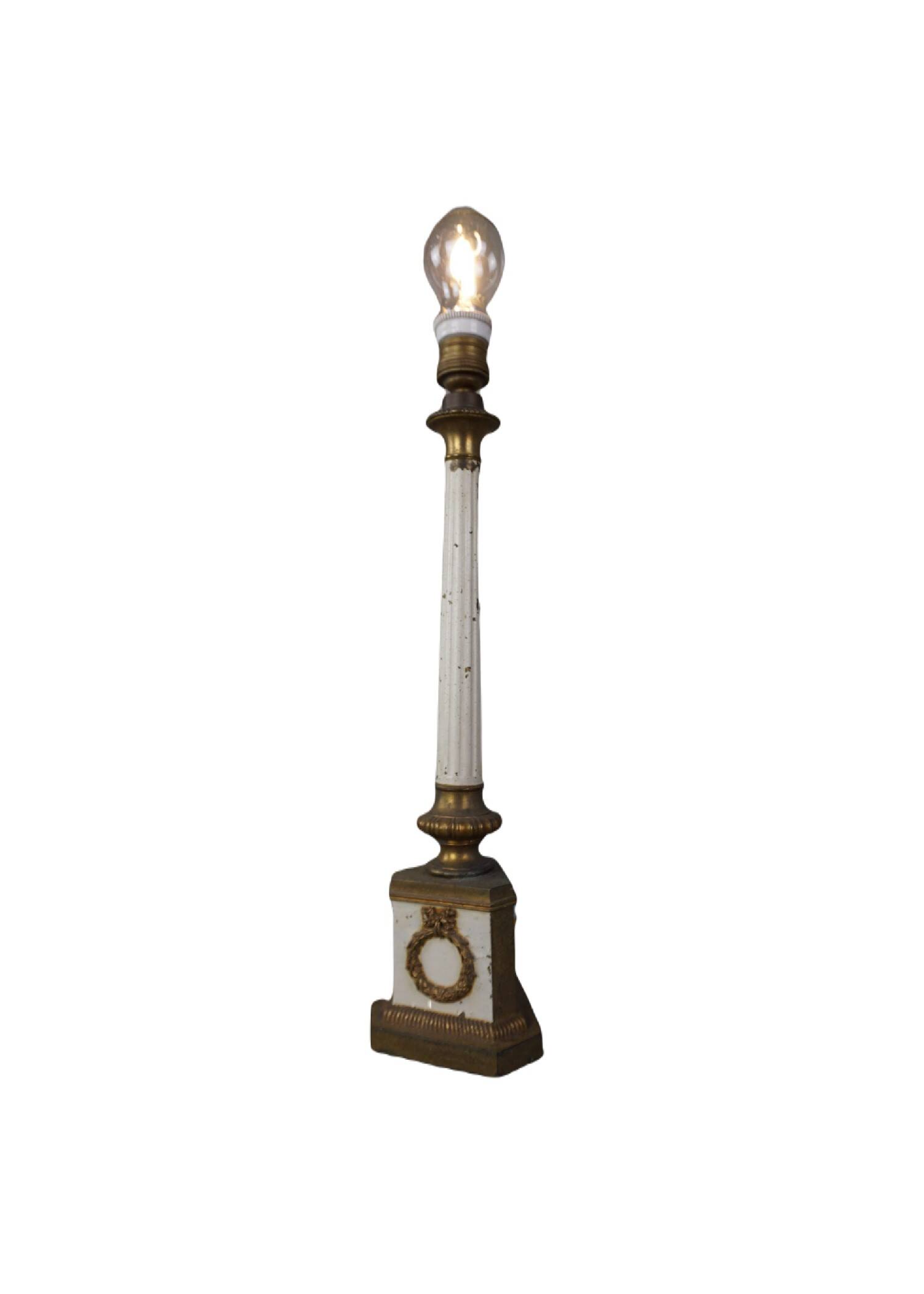 Lampe à colonne antique