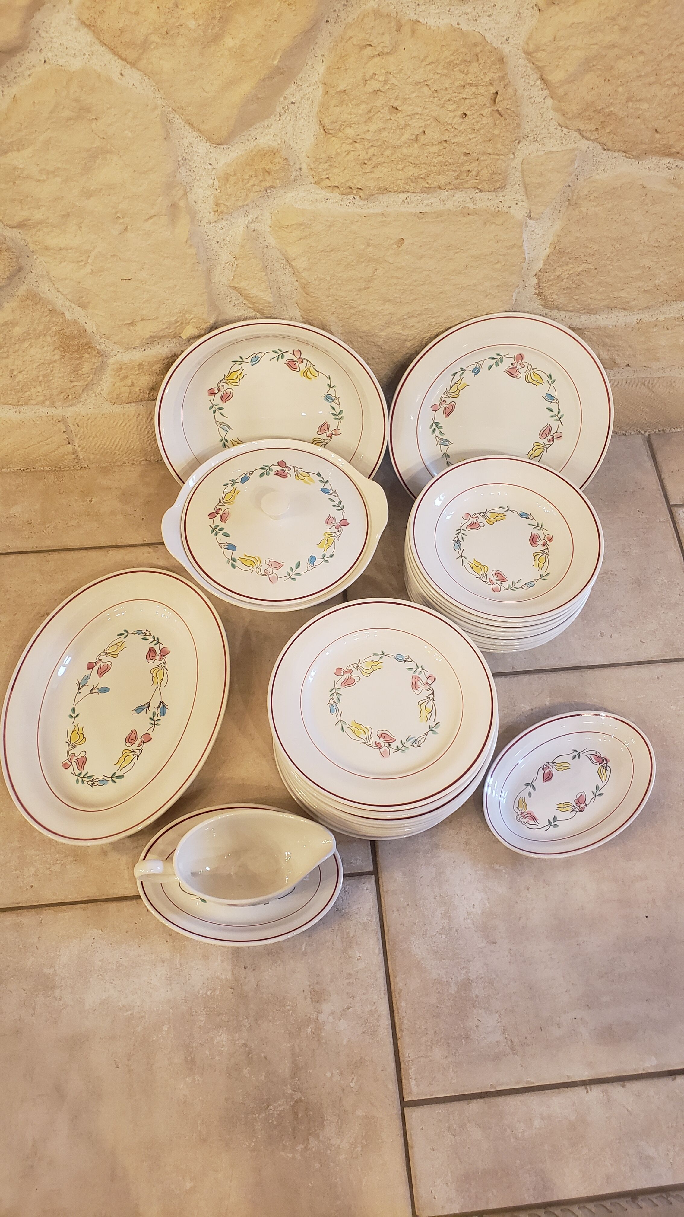 Table service Céranord scent weight 37 pieces