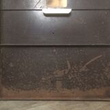 Brown vintage clamshell furniture