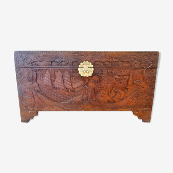 Chinese chest in solid camphor wood carved early 20th century