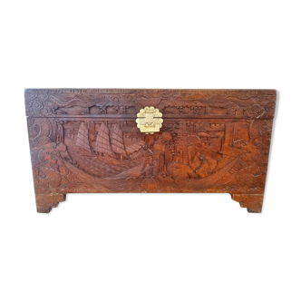 Chinese chest in solid camphor wood carved early 20th century