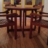 Table en bois d'iroko et ses 4 fauteuils