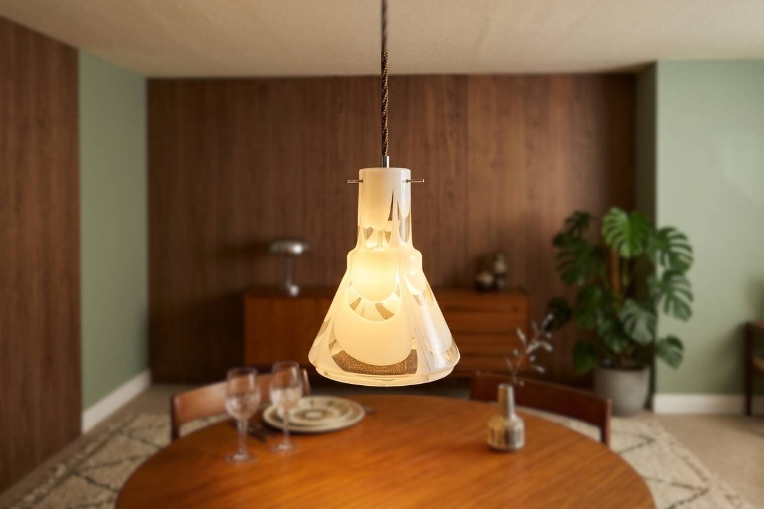 Splendido Lampadario Vintage Anni '70 in Vetro Soffiato